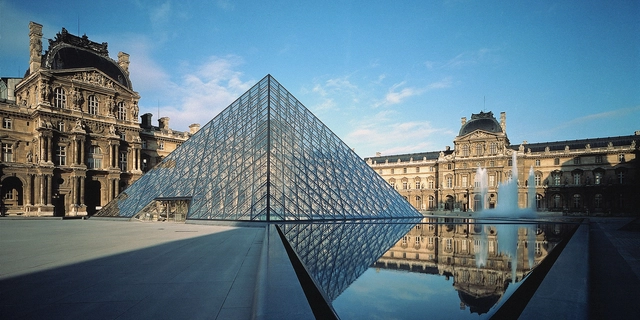 Pirâmide do Louvre de I.M.Pei vence o "AIA 25 Year Award" - Imagem de Destaque