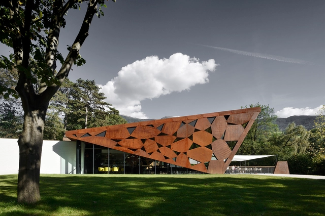 Restaurante BRIX 0.1 / Markus Tauber Architectura - Restaurant