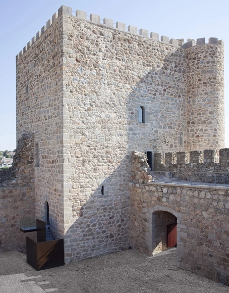 Rehabilitación del Castillo de la Coracera / Riaño+ arquitectos - Reconversión, Fachada, Arco