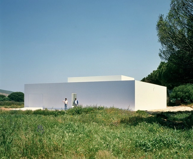 Quer construir uma casa boa, bonita e barata? Contrate um arquiteto. A experiência de Alberto Campo Baeza - Imagem de Destaque