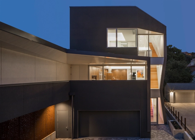 Pequena Grande Casa / Robert Maschke Architects - Casas