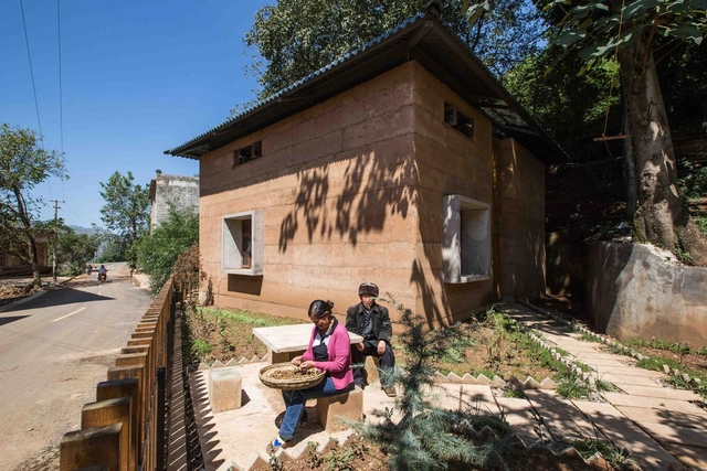 Proyecto de reconstrucción post-terremoto en el pueblo de Guangming / Universidad China de Hong Kong y Universidad de Ciencias y Tecnología de Kunming - Casas