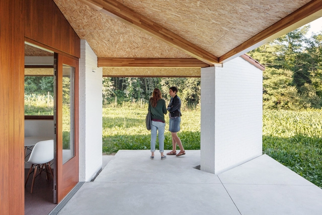 Casa a Tres Aguas / Arrokabe Arquitectos - Casas
