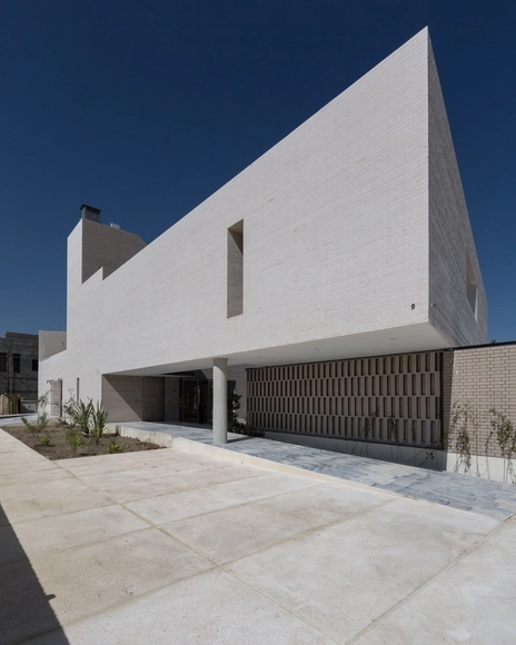 [In]Exterior, Casa jardín Falahatian / [SHIFT] Process Practice - Casas
