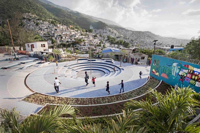 Tapis Rouge espacio público en un barrio informal en Haiti / Emergent Vernacular Architecture (EVA Studio) - Espacio Público
