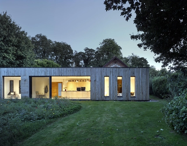 Hurdle 住宅 / Adam Knibb Architects - 独立住宅
