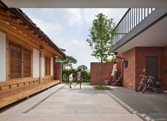 Hamyangjae / guga Urban Architecture - Houses, Courtyard, Facade
