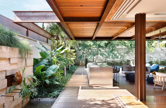 Bourgainvile 2 House / Solange Cálio Arquitetos - Houses