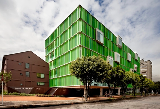 哥伦比亚波哥大 EAN 大学 / Daniel Bonilla + Marcela Albornoz - 大学