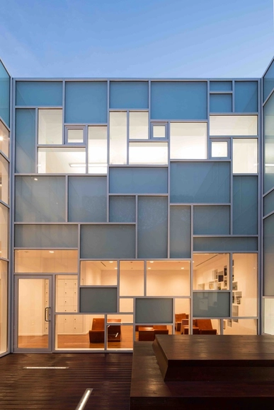 Museo Nacional de Fotografía Marubi / Casanova + Hernandez Architects - Museos Y Espacios De Exhibición