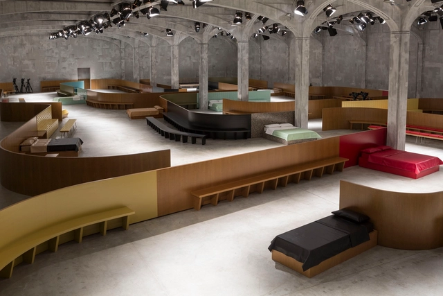 OMA/AMO Designs “Back to Basics” Interior for the Prada 2017 Fall/Winter Runway - Featured Image