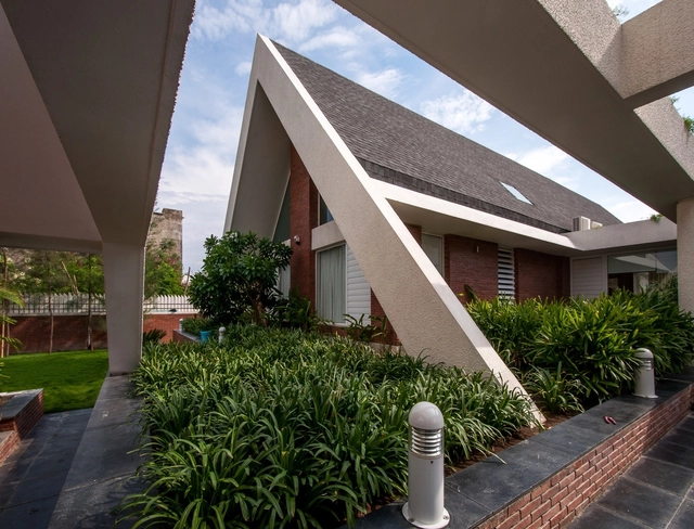  APEX 住宅  / Design Buro Architects - 集合住宅
