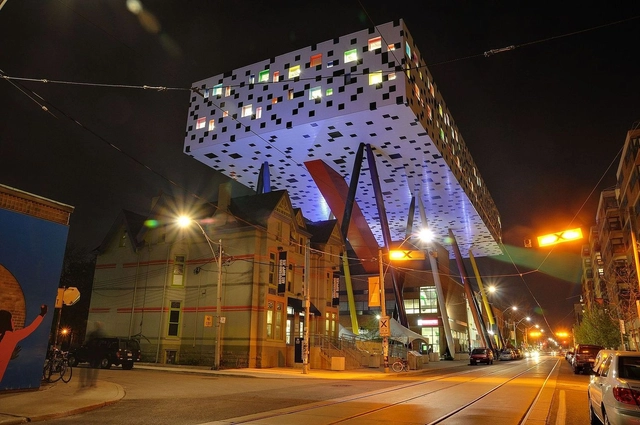 Morphosis 和 Teeple Architects建筑事务所共同领导设计的安大略艺术设计大学扩建项目 - 主图