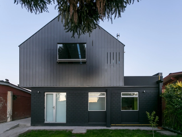 Casa Caballete / Alejandro Soffia - Casas