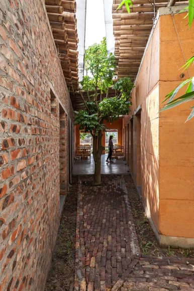Espacio acogedor BE / H&P Architects - Centro Comunitario