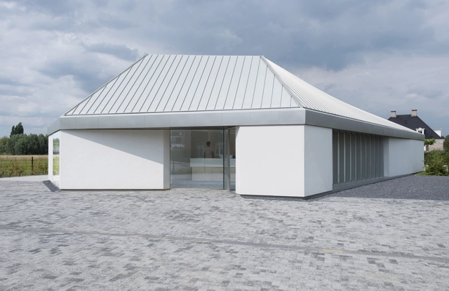 Ortho Wijchen / studio PROTOTYPE - Healthcare Architecture, Facade