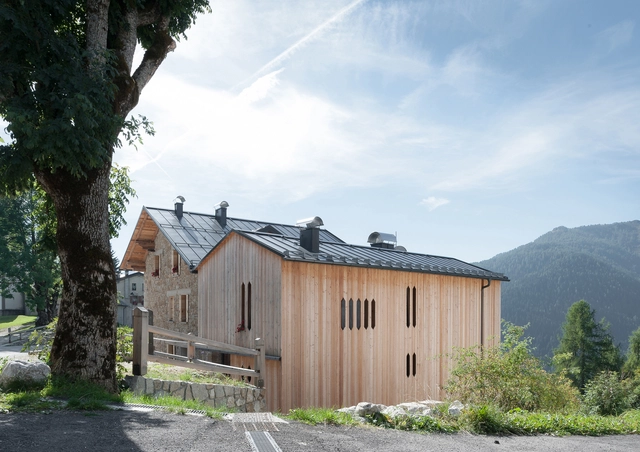 Casa Gianin  / Clinicaurbana - Casas