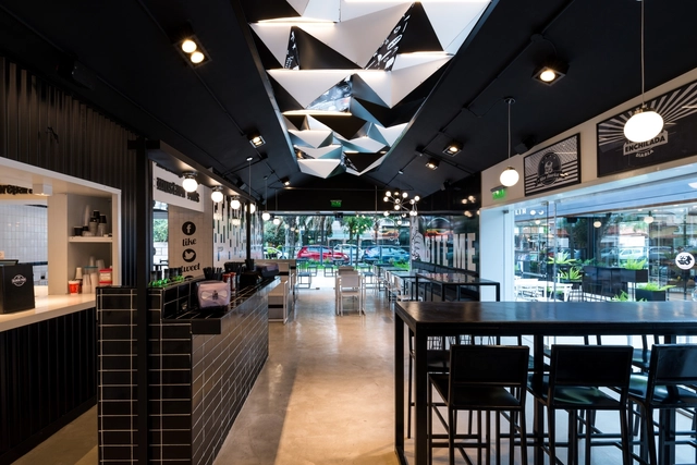 BLACK PAN   / Belén Quiroga + Grazia Pierini - Comida Rápida