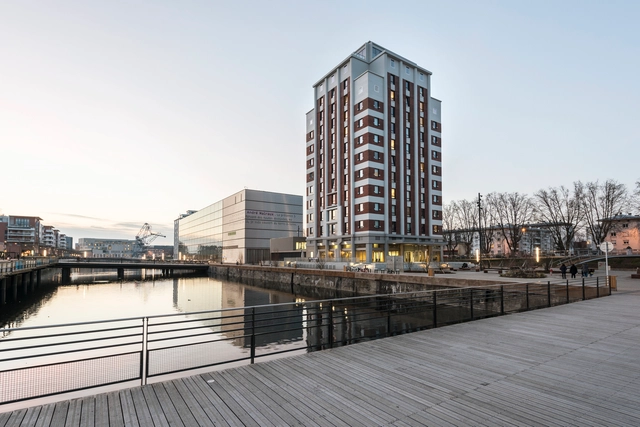 Torre Seegmuller / Weber + Keiling Architects - Reconversión