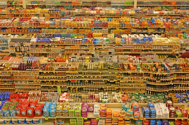 Consumidores y consumistas - Imagen Principal