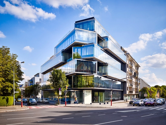 One on One / Moreno Architecture - Edificio De Oficinas