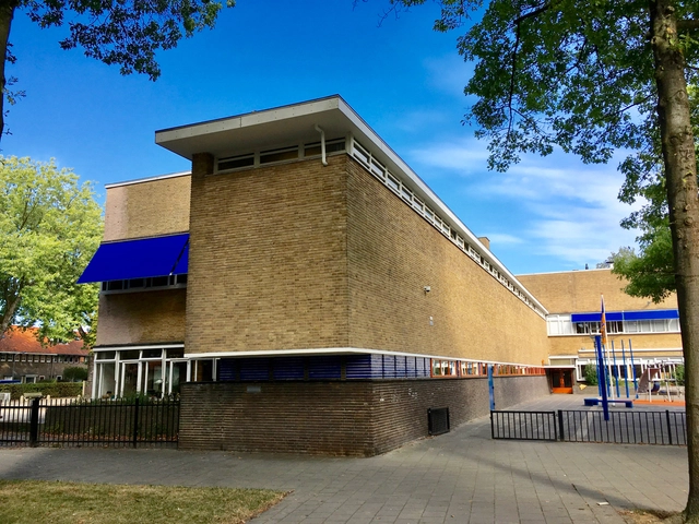 Acesse a obra completa do arquiteto modernista holandês Willem Marinus Dudok - Imagem de Destaque