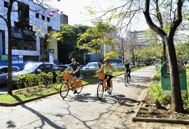 Bicicleta pode gerar uma economia de 513 bilhões de euros por ano na Europa - Imagem de Destaque