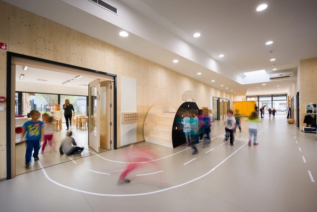 Jardim de Infância e Escola Podgorje TimeShare / Arhitektura Jure Kotnik - Jardim De Infância