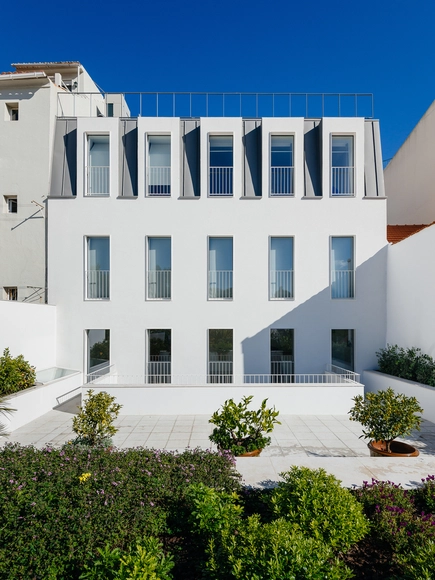 Edificio Prazeres / Aurora Arquitectos - Remodelaciones