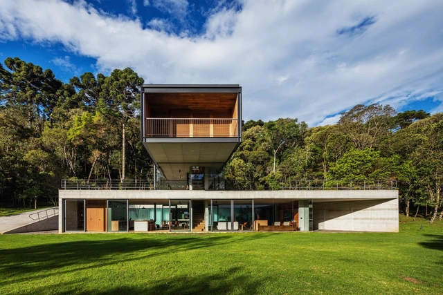 Casa en la Mantiqueira / UNA Arquitetos - Casas