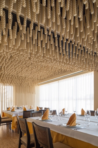 Ampliação de restaurante / Nelson Resende - Restaurantes E Bares