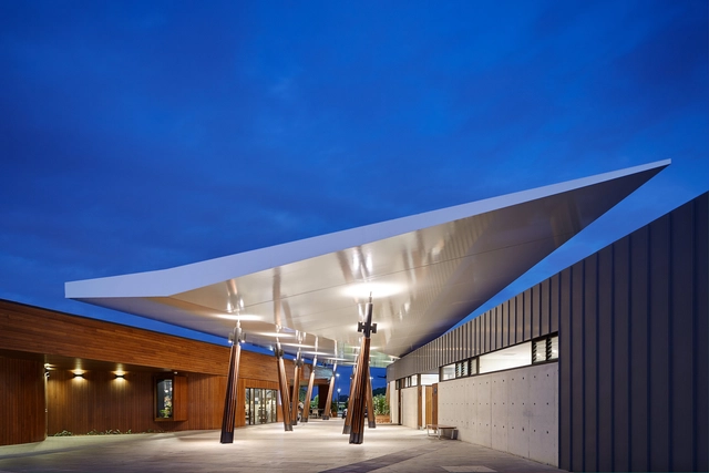 Wembley高尔夫球场 / Gresley Abas Architects - 体育建筑