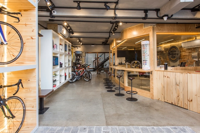 Bicicletaria Faria Lima  / Olegário de Sá + Gilberto Cioni - Arquitetura Industrial, Viga