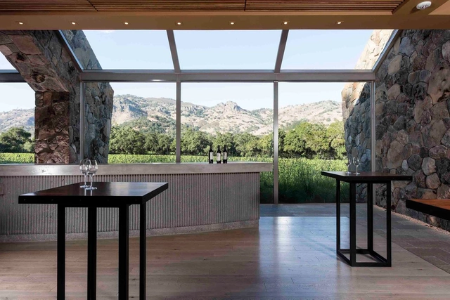 Centro de Visitas para Bodegas Stag's Leap / BC Estudio Architects - Centro De Visitantes