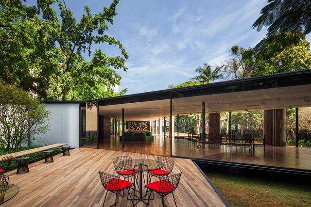 Casa C.J. / Andrade Morettin Arquitetos Associados - Casas