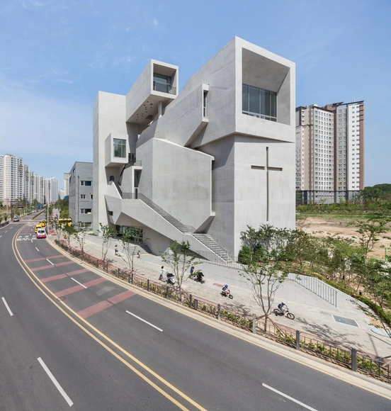 A Igreja  / Heesoo Kwak and IDMM Architects - Igreja