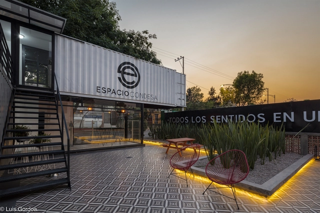 Show Room Espacio Condesa / Gabriel Esper + SG-Arquitectos - Showroom