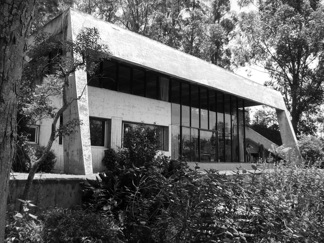 Clássicos da Arquitetura: Casa e escritório do arquiteto / Hans Broos - Casas, Fachada, Porta