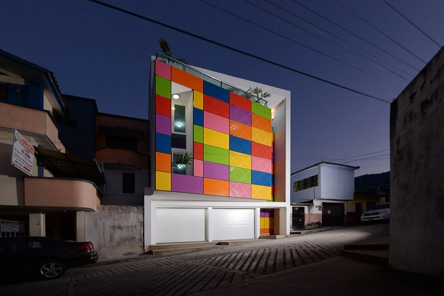 TOBA / UNITÉ Estudio de Arquitectura del Sureste - Arquitectura De Uso Mixto, Fachada
