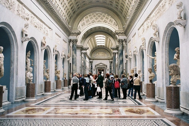 "False Binaries": Why the Battle Between Art and Business in Architecture Education Doesn't Make Sense - Featured Image