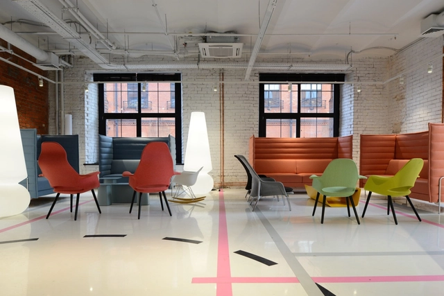 Сhampionat.com / Nefa Architects - Interiores De Oficina