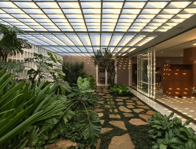 Luciana Brito's Gallery / Piratininga Arquitetos Associados - Gallery