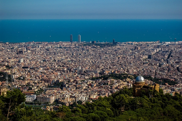 Barcelona prohibirá la circulación de los automóviles más contaminantes en 2019 - Imagen Principal