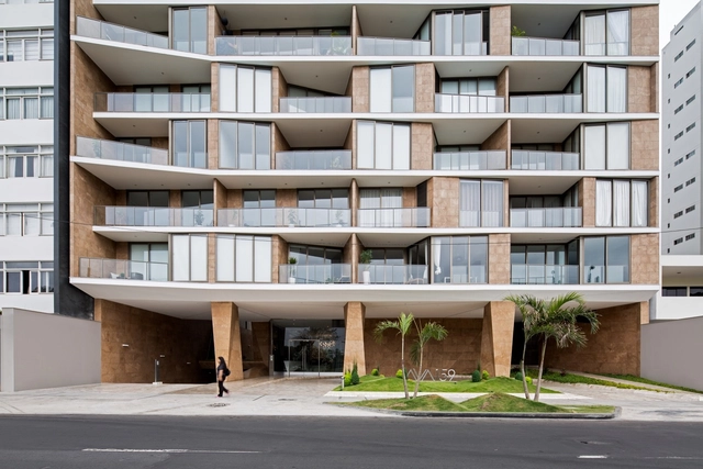 Edificio AVA / Marsino Arquitectura + Marcan Arquitectura - Apartamentos, Fachada, Balcón