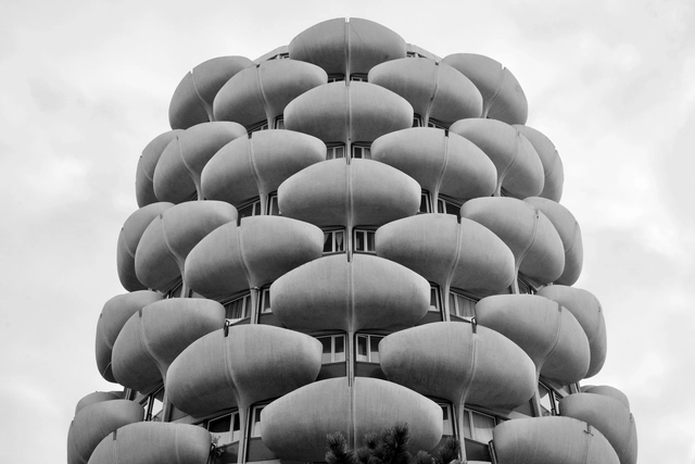 Este nuevo mapa rescata la arquitectura brutalista de París - Imagen Principal