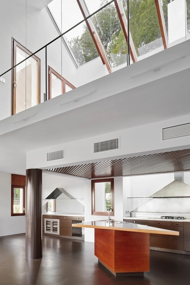 Reforma de uma residência em Castelldefels  / ARQUITECTURA-G - Renovação