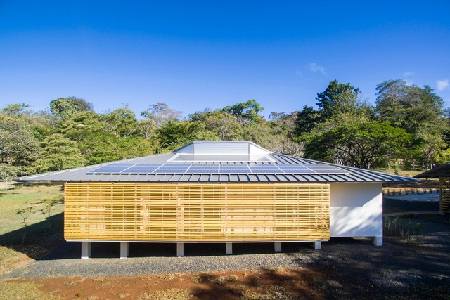 Tropik Works / VOID - Casas