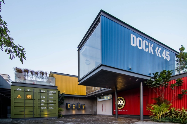 Dock 45 / Spacefiction studio - Restaurant, Facade, Door