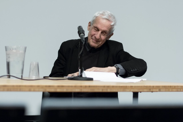 Kenneth Frampton: 'El rascacielos solo representa al mercado' - Imagen Principal