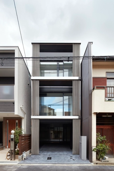 Casa em Minami-tanabe / FujiwaraMuro Architects - Casas